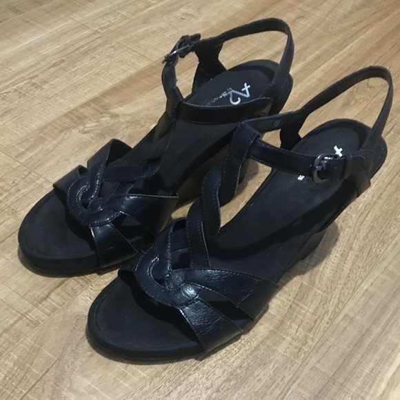 Aerosols wedge sandal size 10 - Picture 2 of 8